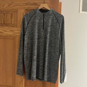 Men’s Under Armour dry fit shirt